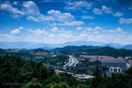 ˮеI(y)WУ